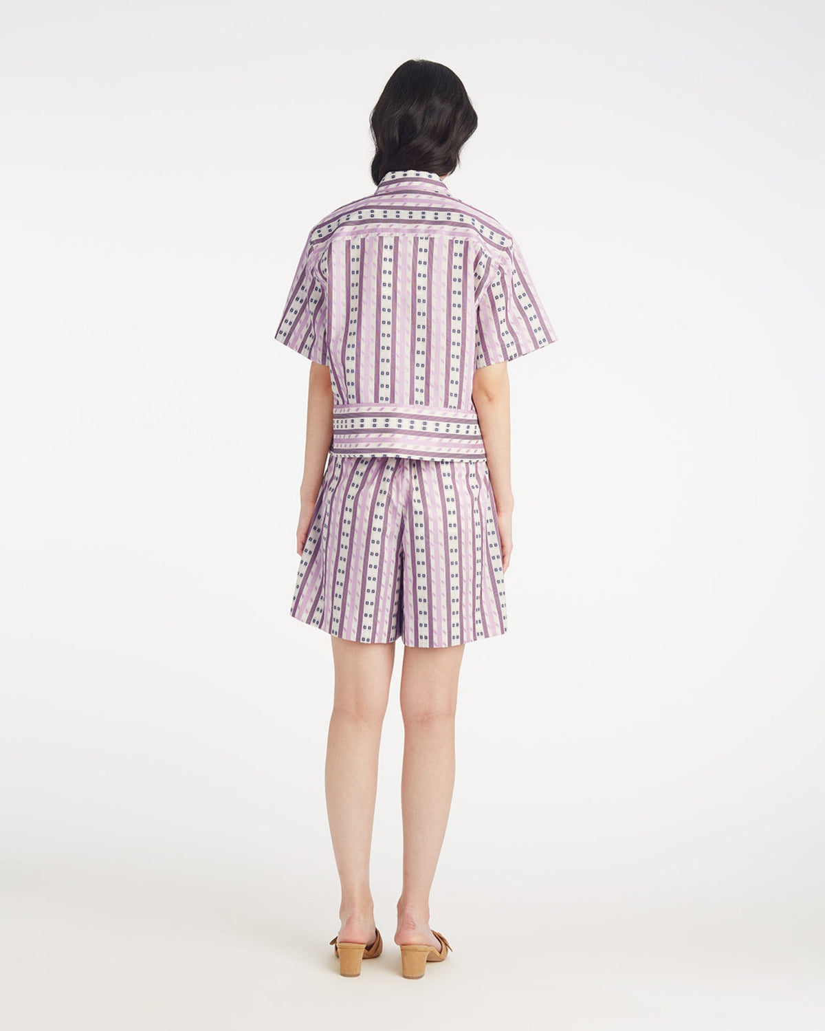 Short Sleeve Cropped Button Down | Tops by Draper James | Draper James Signature