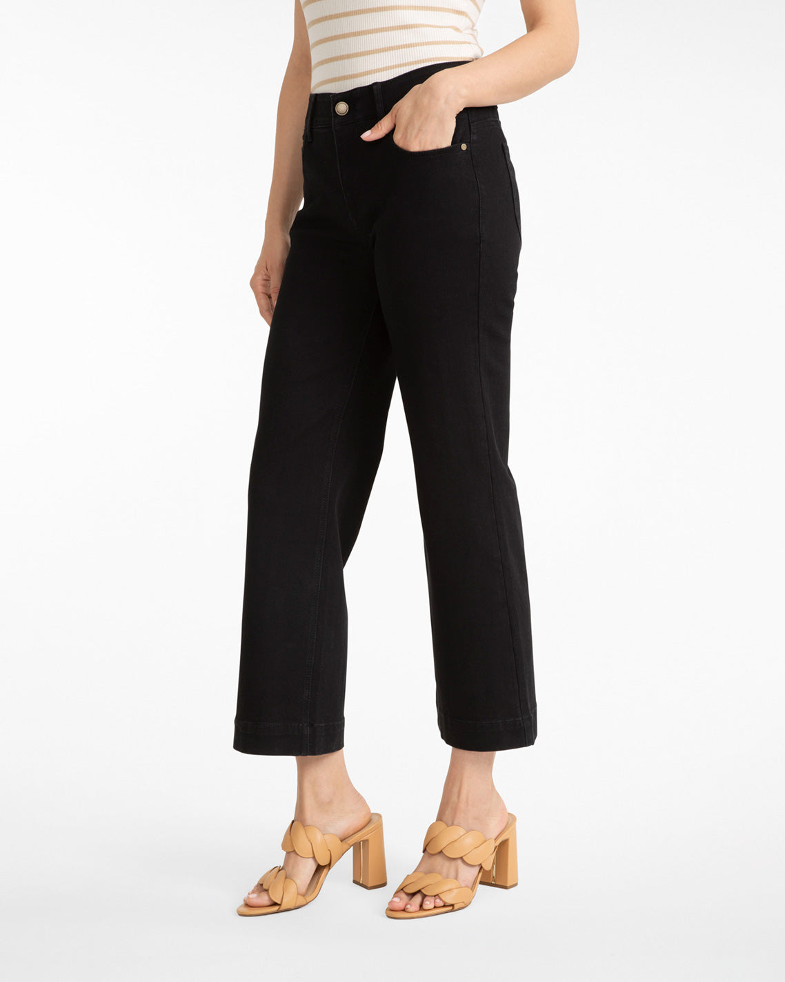 5-Pocket Wide Leg Crop in Black Denim | Draper James Smart Buy