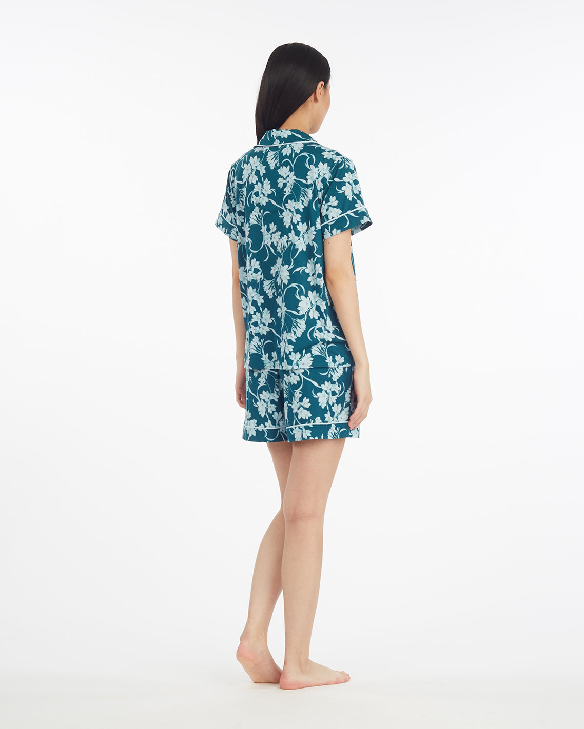 Sara Pajama Set in Wild Grove | Draper James Premium