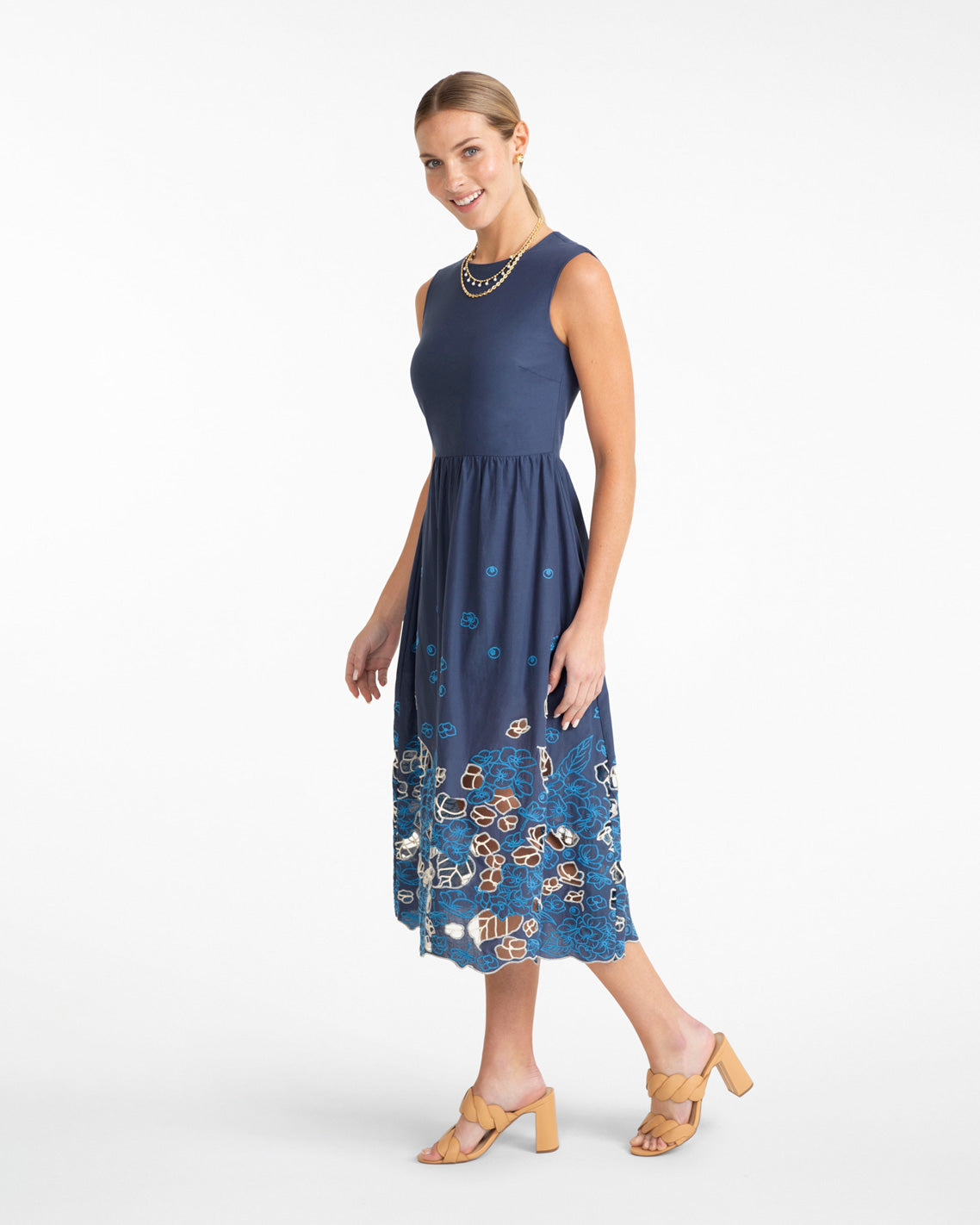 Palmer Dress in Embroidery | Draper James Value
