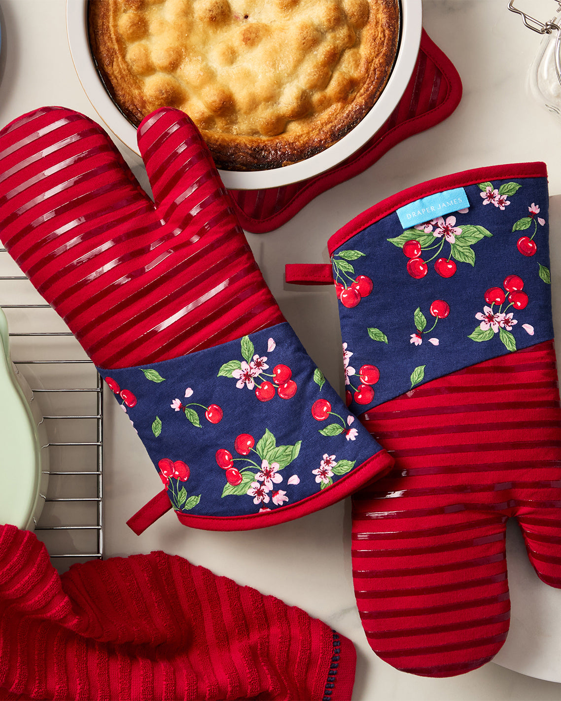 Cherry Blossom Silicone Oven Mitt Set | Draper James Special Offer