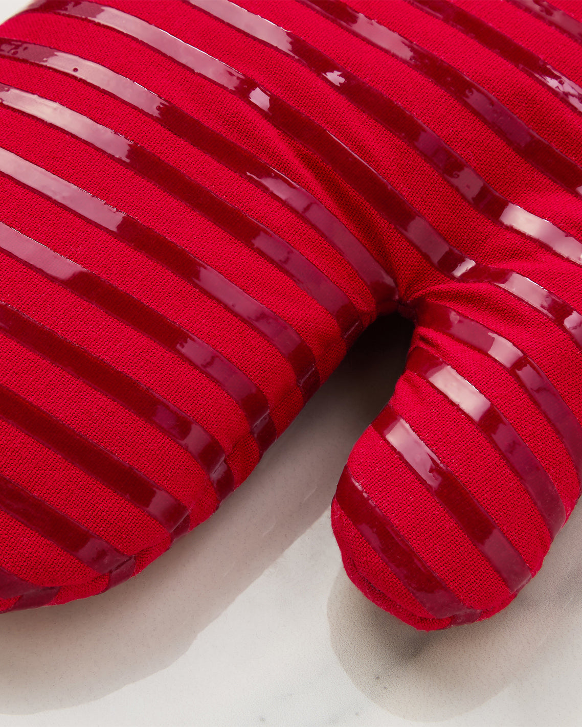 Cherry Blossom Silicone Oven Mitt Set | Draper James Special Offer