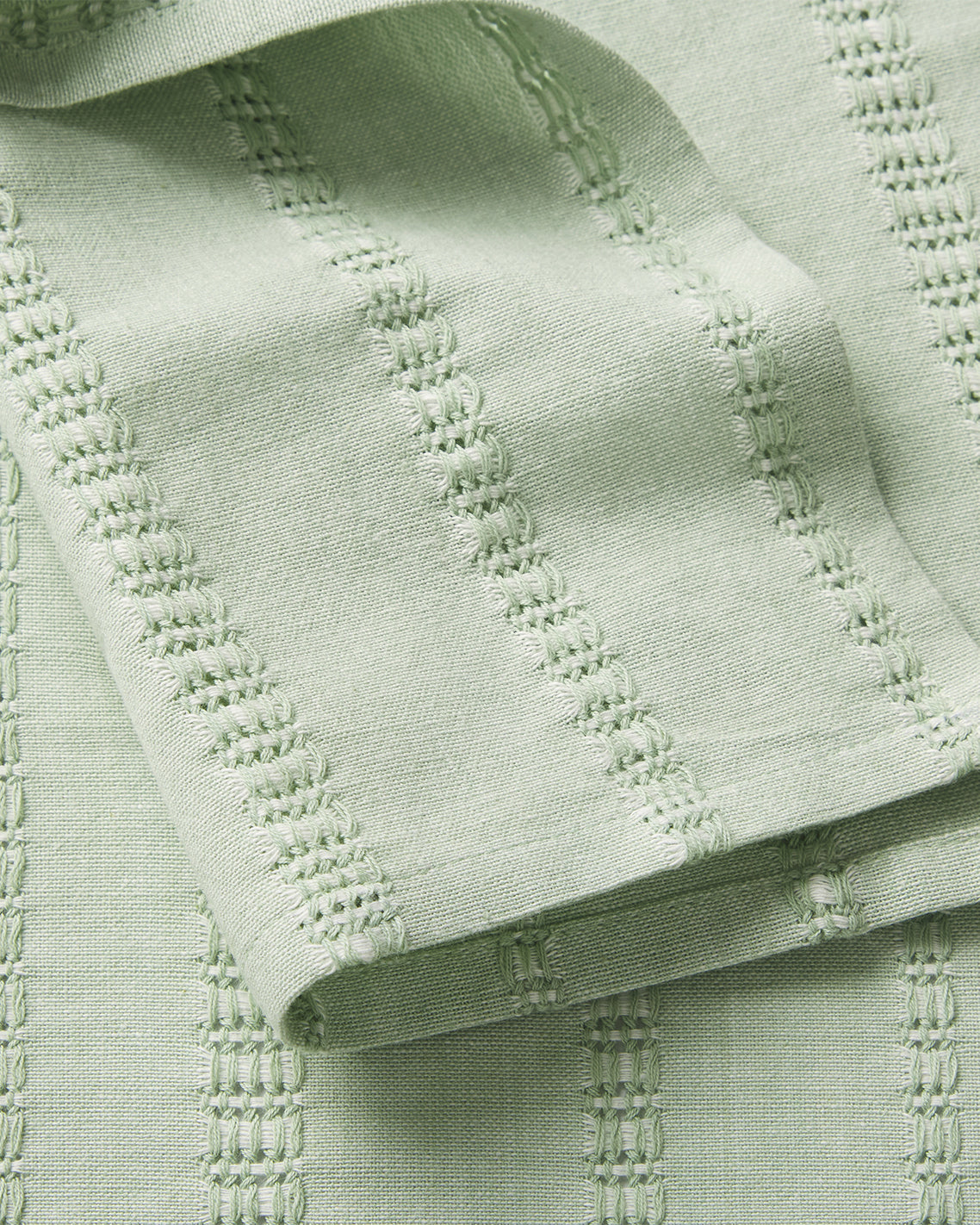 Woven Tablecloth in Sage Green 60x120 | Draper James Sale