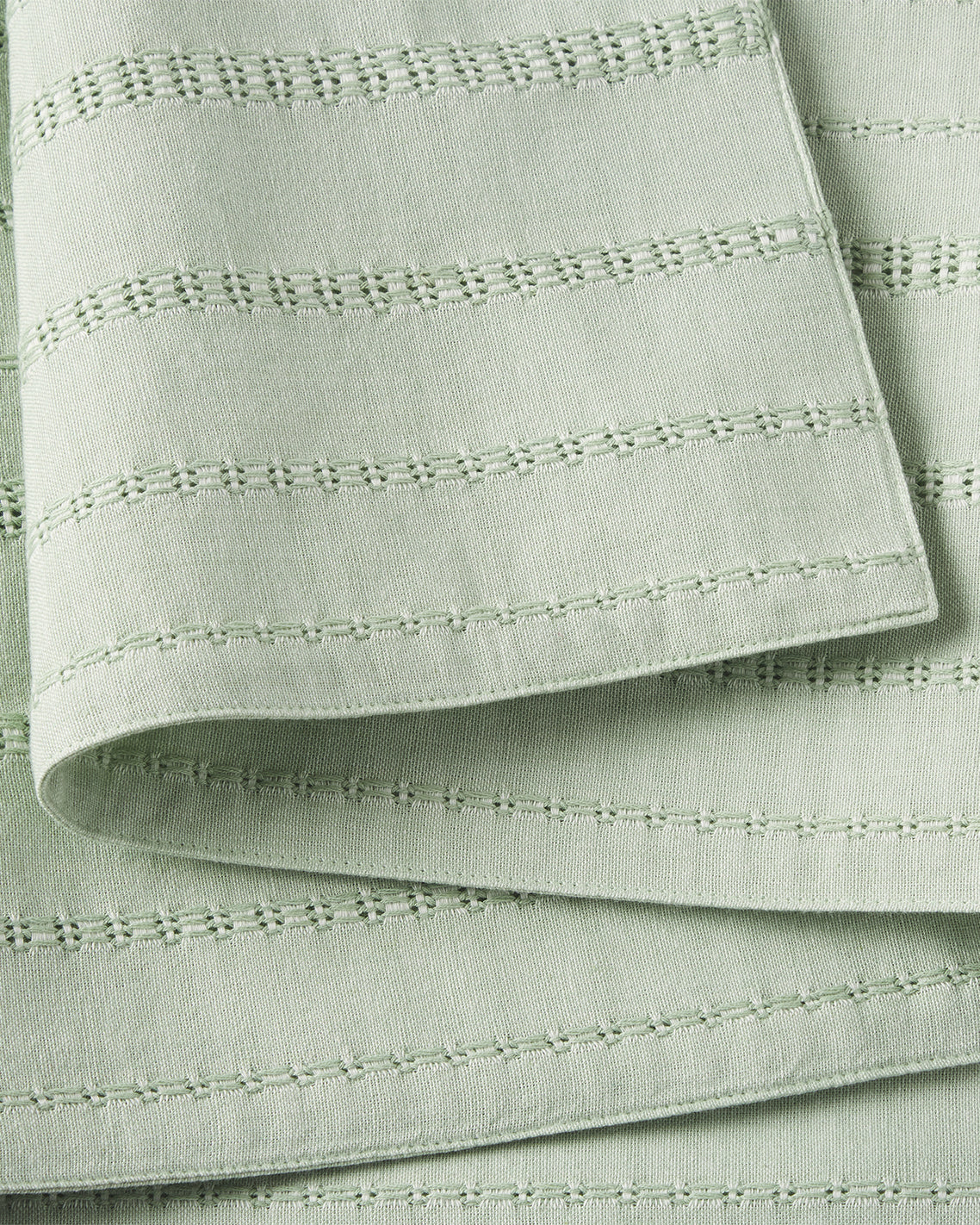 Woven Placemat Set in Sage Green | Draper James Special Offer