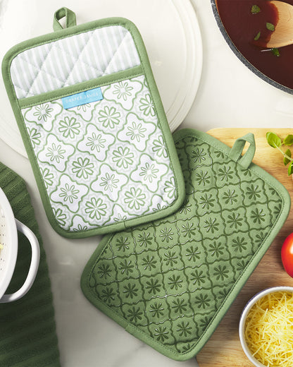 Geometric Floral Pot Holder Set in Seafoam | Draper James Featured