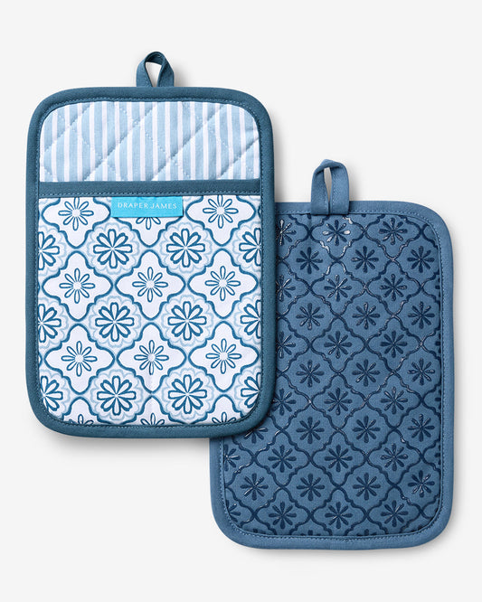 Geometric Floral Pot Holder Set in Blue | Draper James Trusted