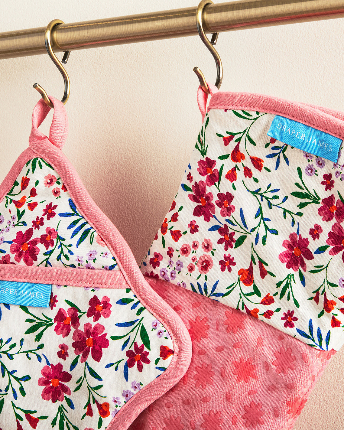 Pink Field Flowers Kitchen Set | Draper James Recommended
