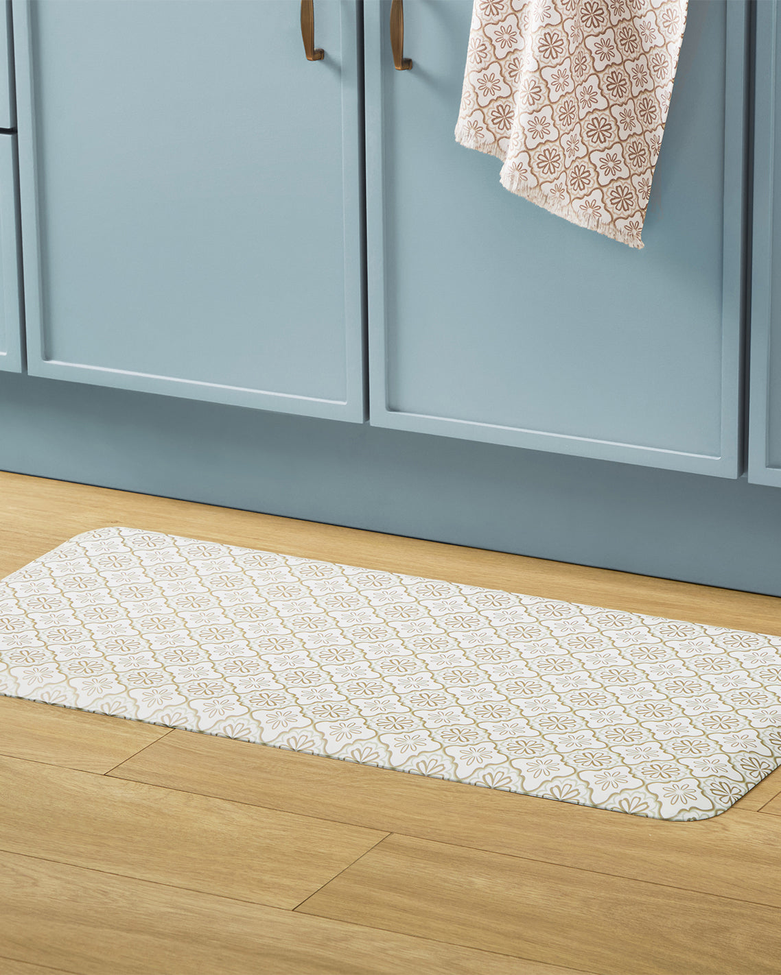 Geometric Floral Kitchen Mat in Natural | Draper James Sale