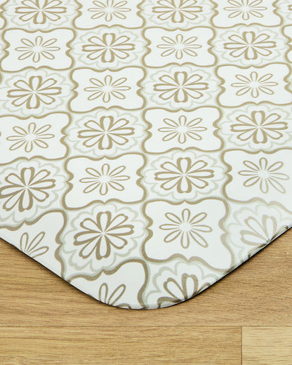 Geometric Floral Kitchen Mat in Natural | Draper James Sale