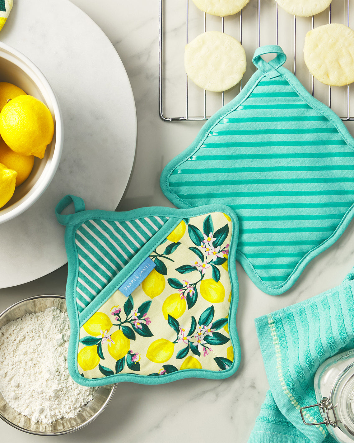 Lemon Blossom Pot Holder Set | Draper James Signature