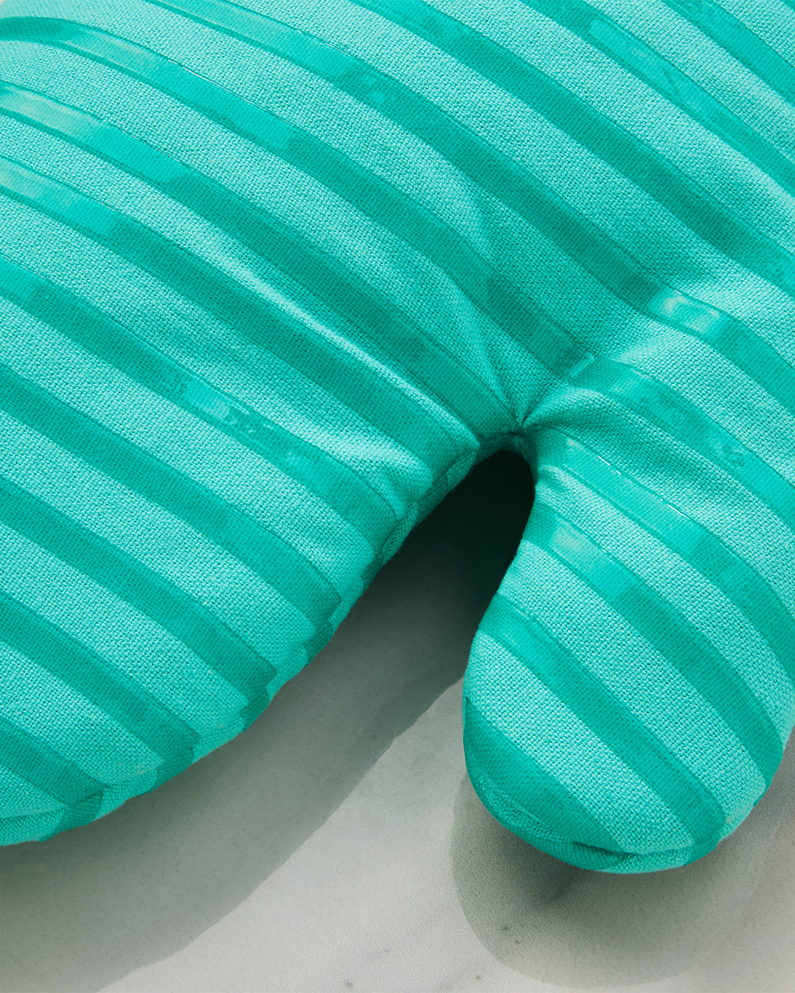 Lemon Blossom Silicone Oven Mitt Set | Draper James Best Seller