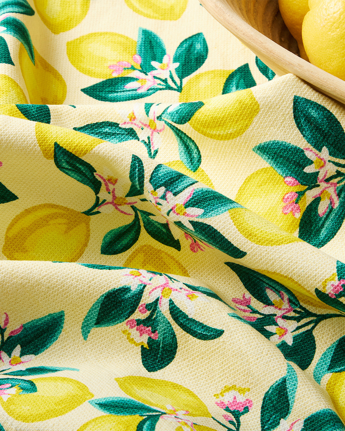 Lemon Blossom Kitchen Towel Set | Draper James Best Seller