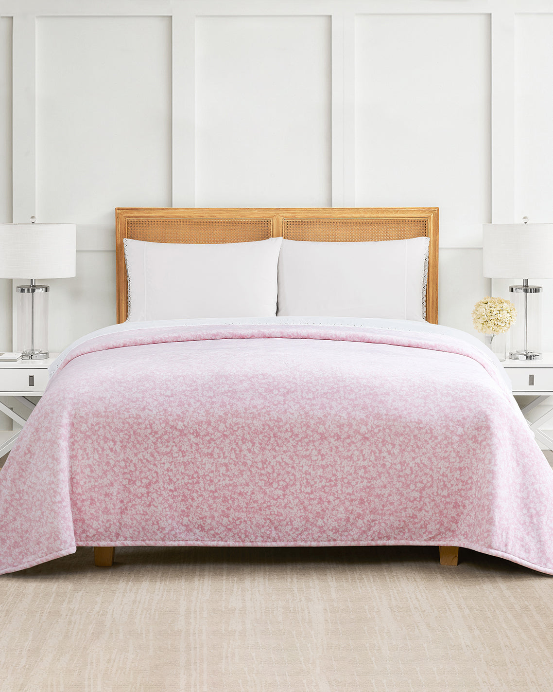 Chalk Pink Velvetloft Blanket | Draper James Signature