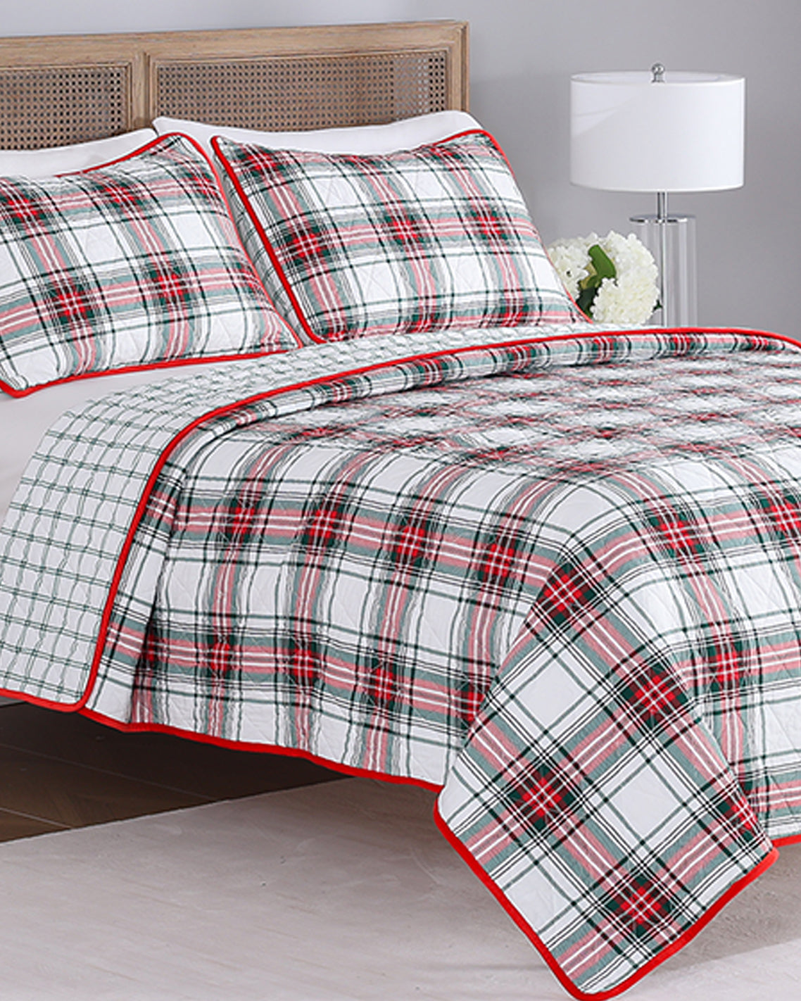 Holiday Plaid Quilt | Cotton Bedding by Draper James | Draper James Discount