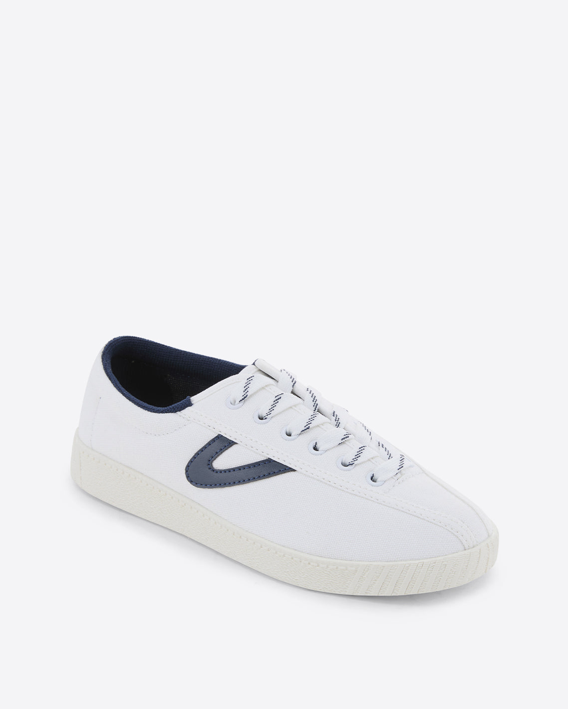 Tretorn Nylite Sneaker – Classic White | Draper James Trending