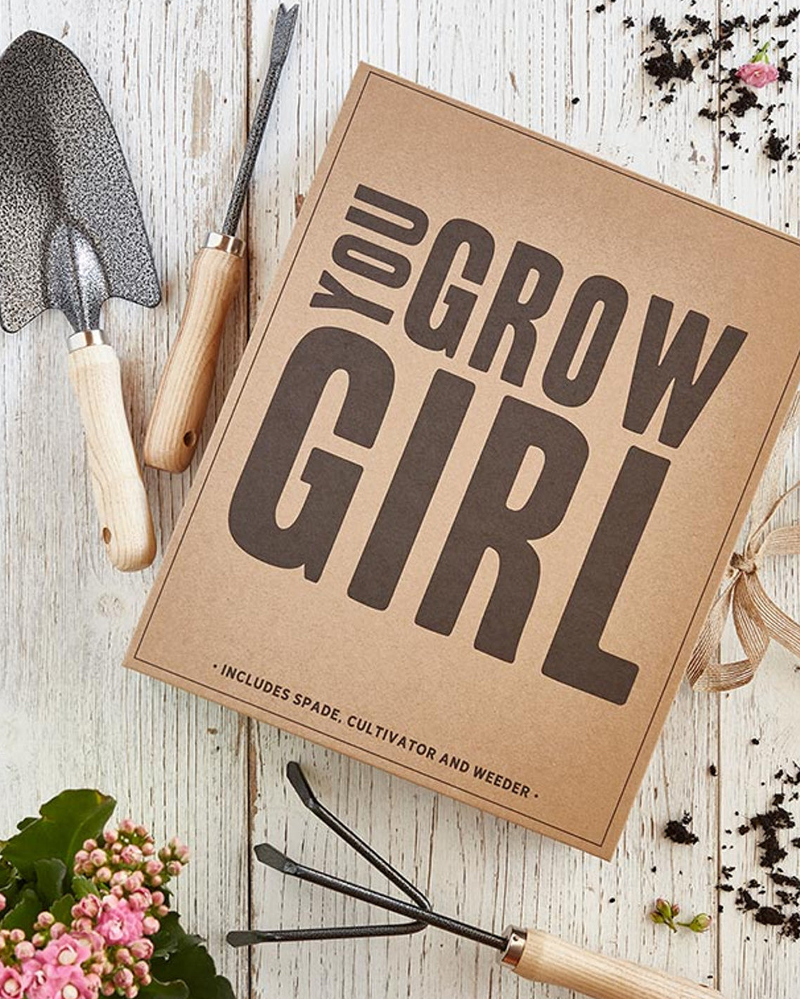 You Grow Girl Garden Tools Book Box | Draper James Classic