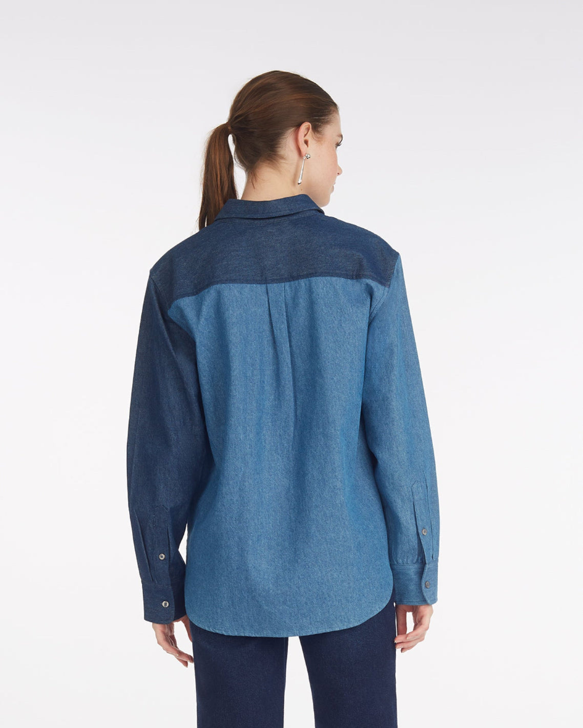 Lynn Long Sleeve Top in Chambray | Draper James Deals