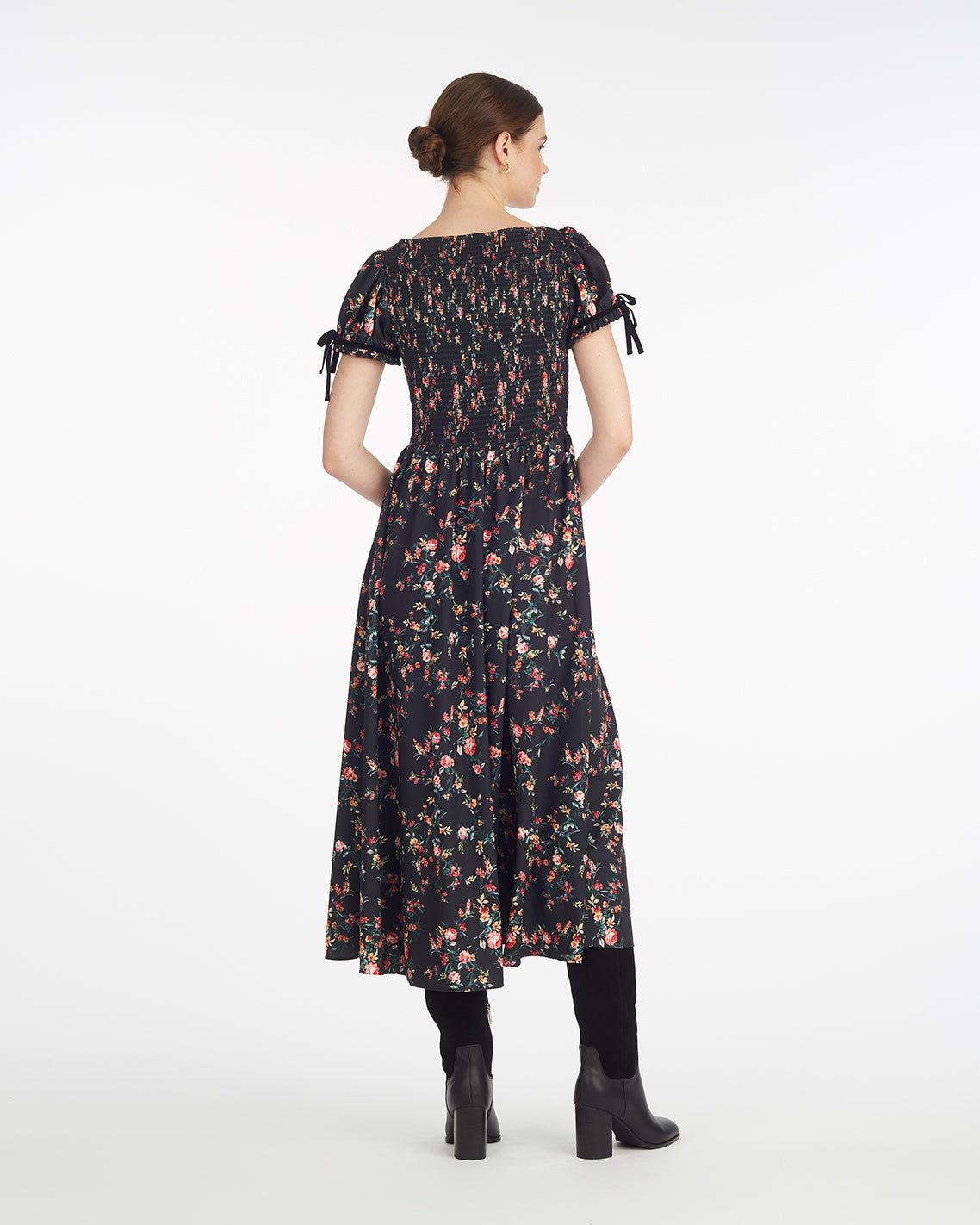 Kelsey Smocked Midi Dress in Garden Rose | Draper James Exclusive